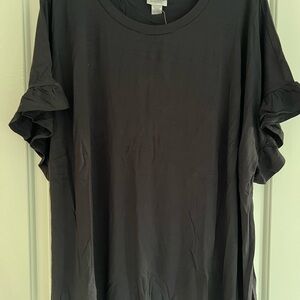 Avenue Black Boxy Short Sleeve Tee